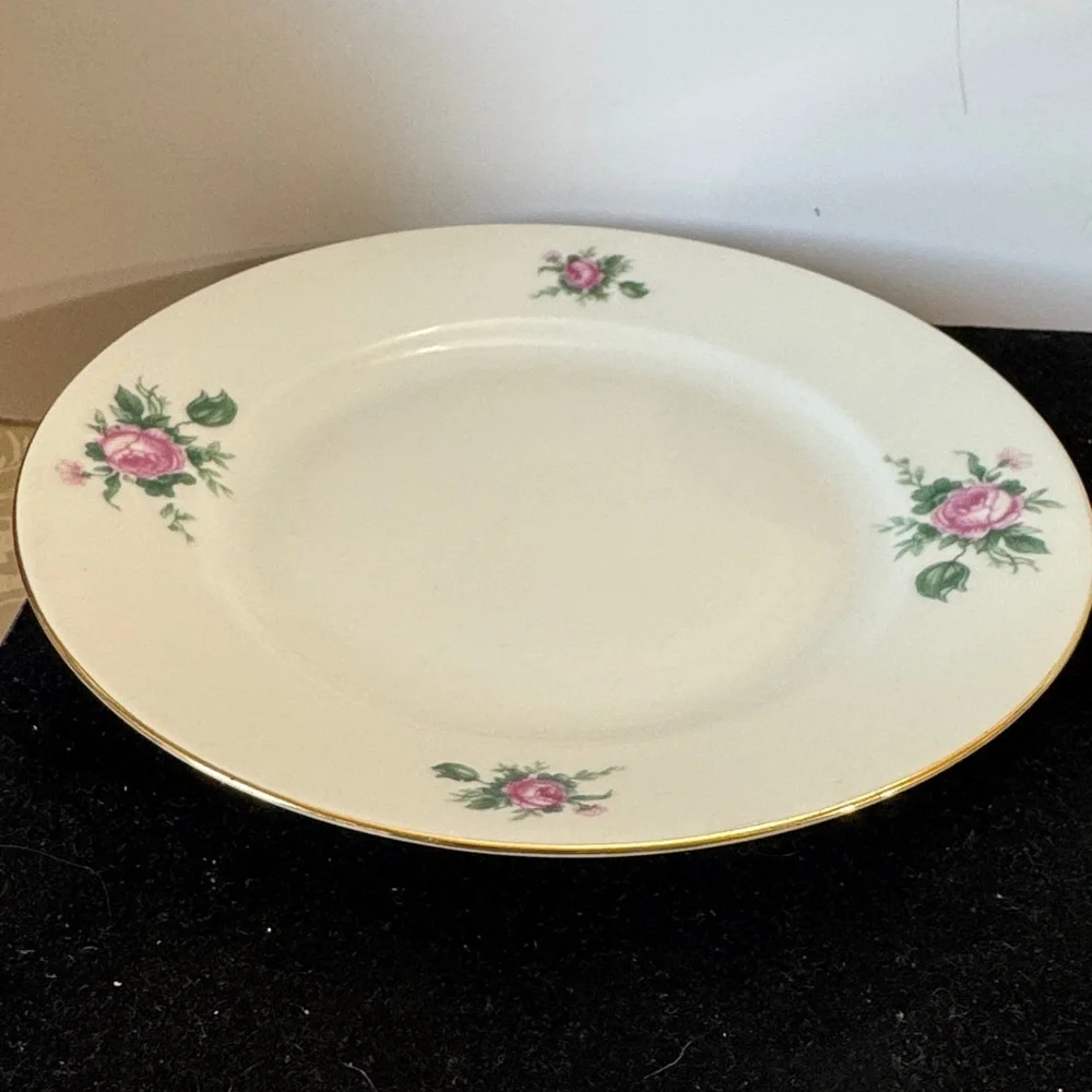 Vintage Royal Crown,  2 oz. Tea Cups and Saucers + Desert plate (3 piece set)